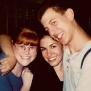 Meet your Posher, Dara